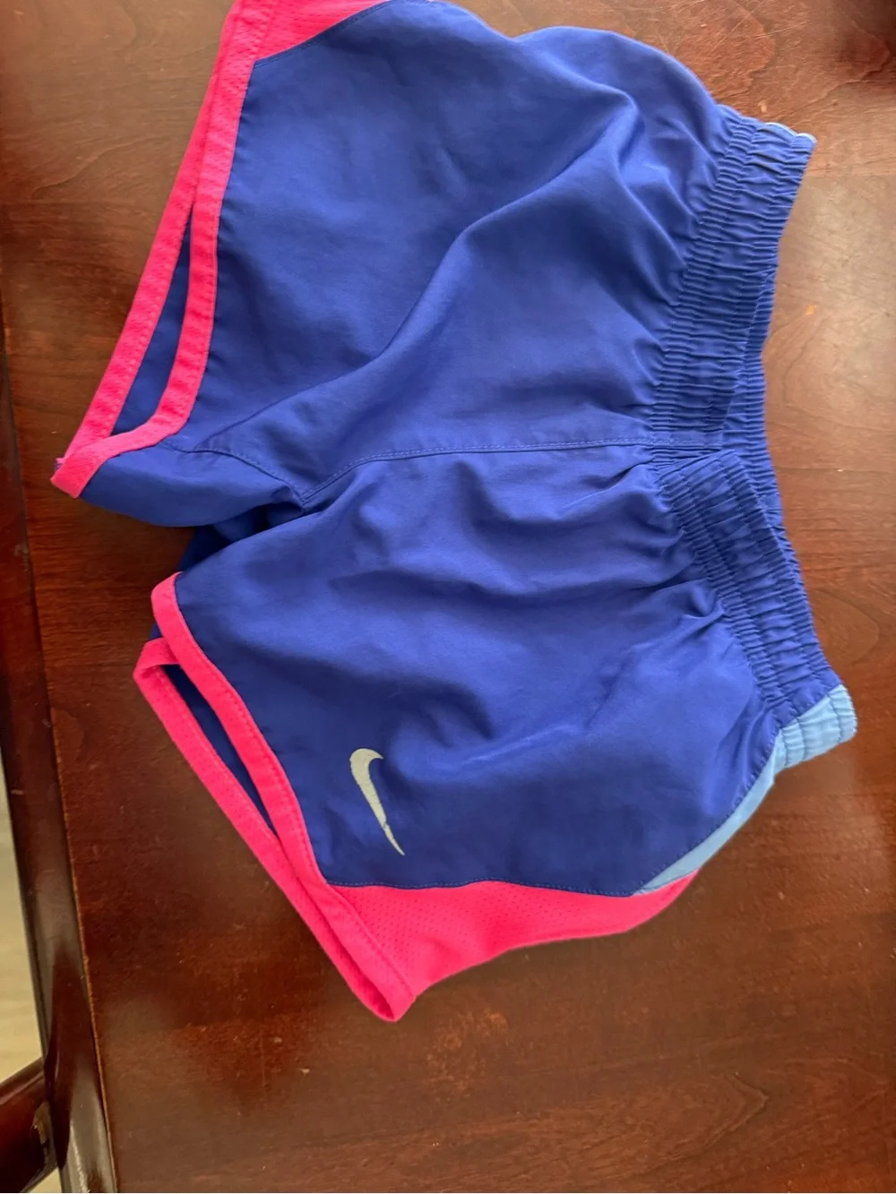 Kids size 4 athletic shorts Nike